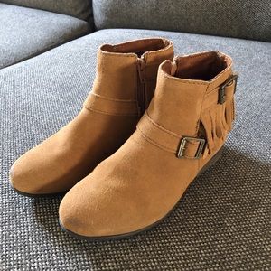 Minnetonka Boots